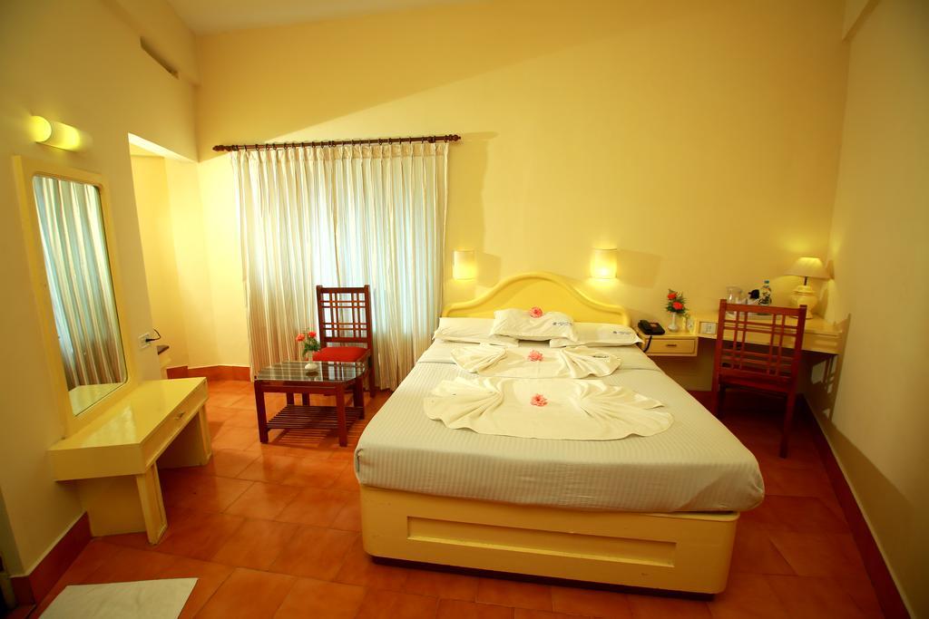 Michaels Inn Thekkady Exterior foto