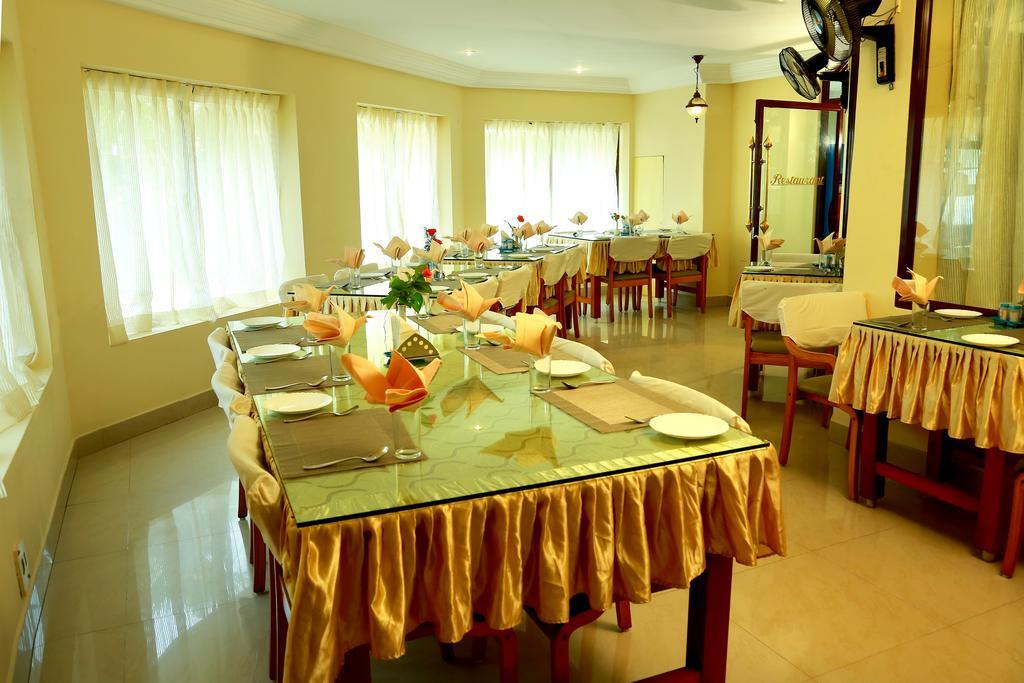 Michaels Inn Thekkady Exterior foto